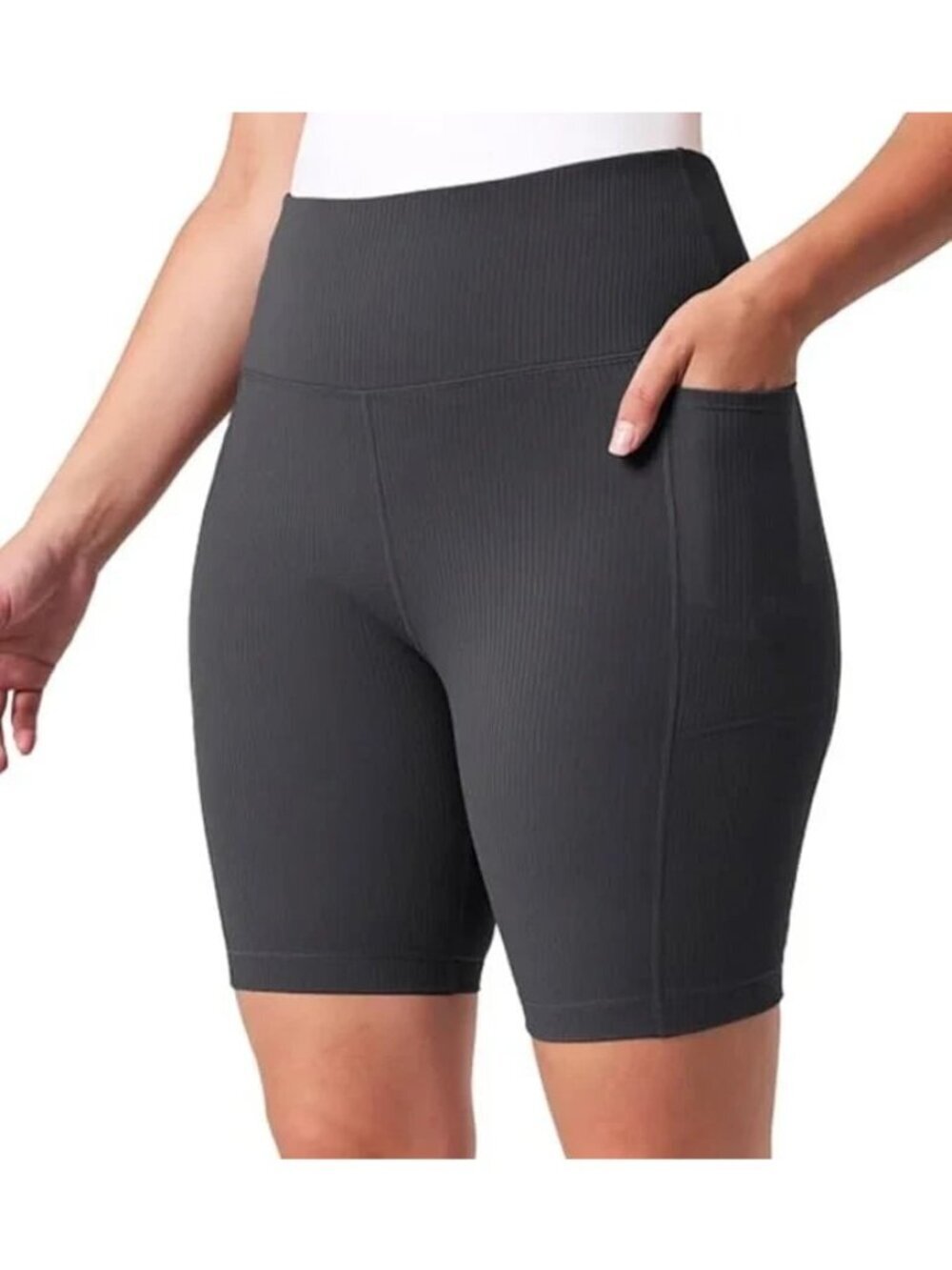 NWT Mondetta Women's L Active Bike Shorts Black  B1618